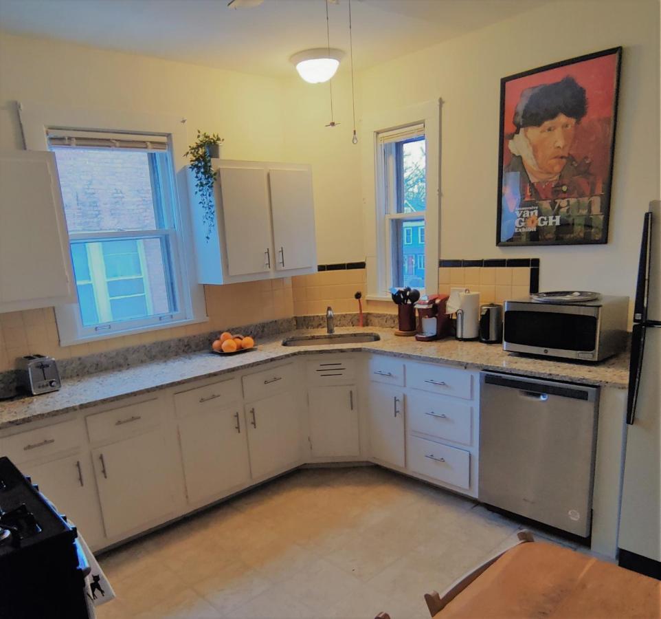 Historic Oak Park Home For 6 / Hemingway District エクステリア 写真