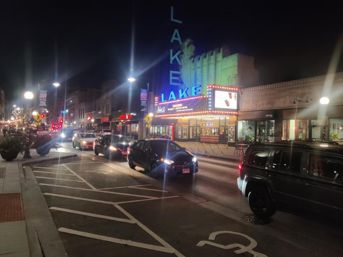 Historic Oak Park Home For 6 / Hemingway District エクステリア 写真