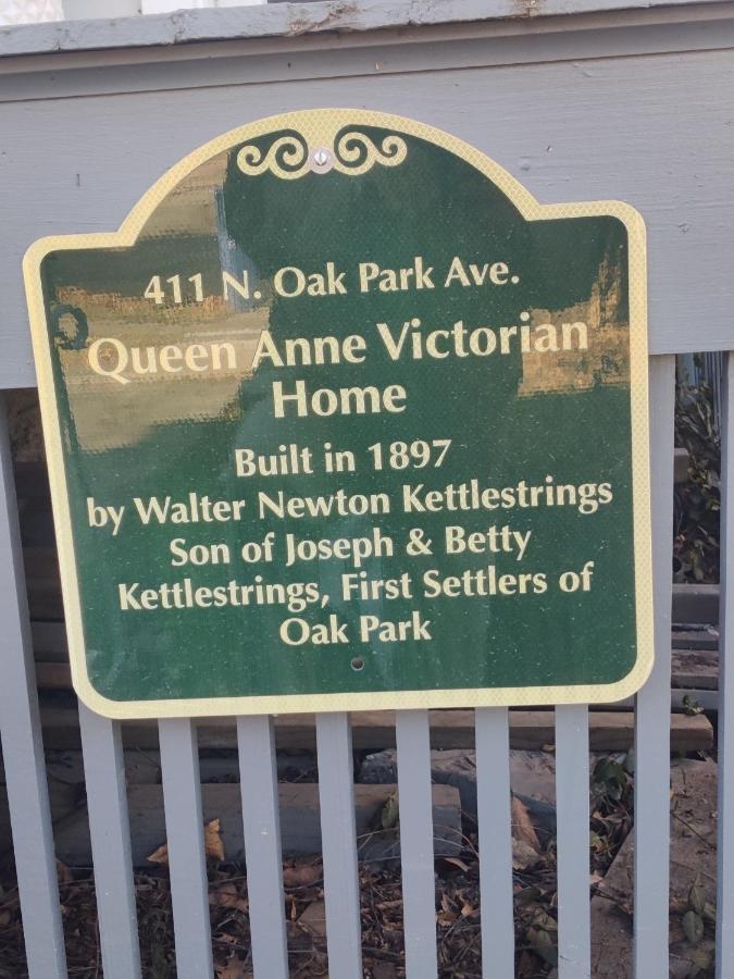 Historic Oak Park Home For 6 / Hemingway District エクステリア 写真