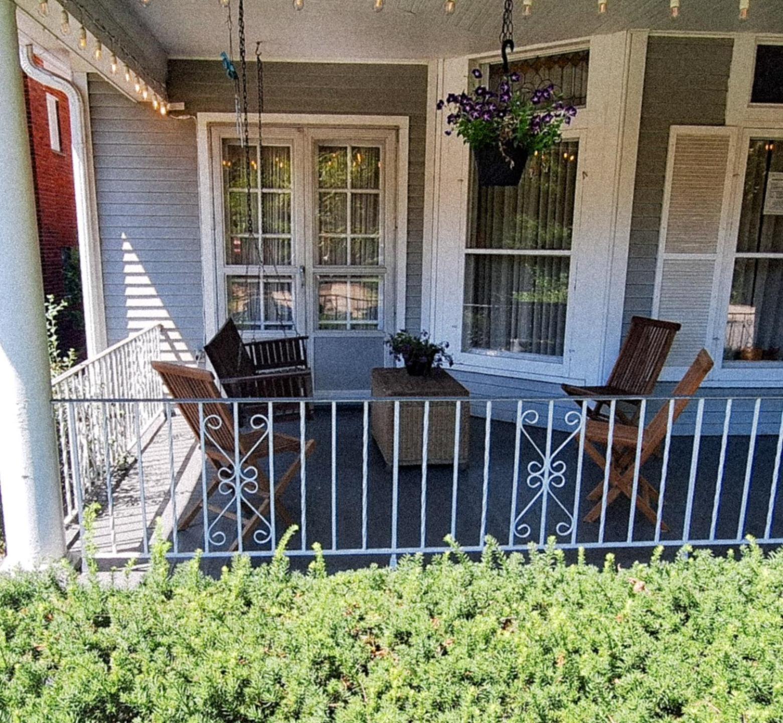 Historic Oak Park Home For 6 / Hemingway District エクステリア 写真