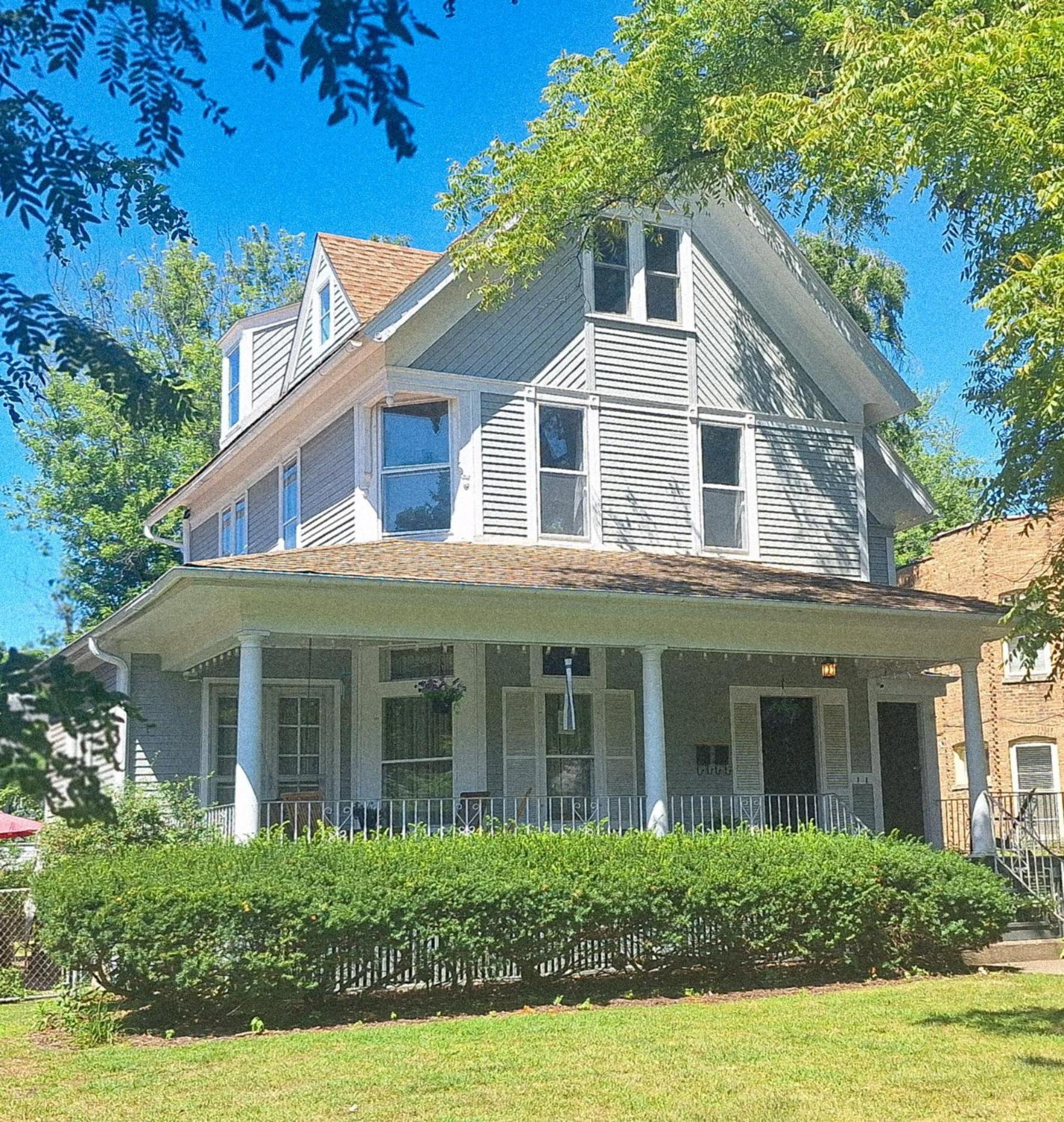 Historic Oak Park Home For 6 / Hemingway District エクステリア 写真